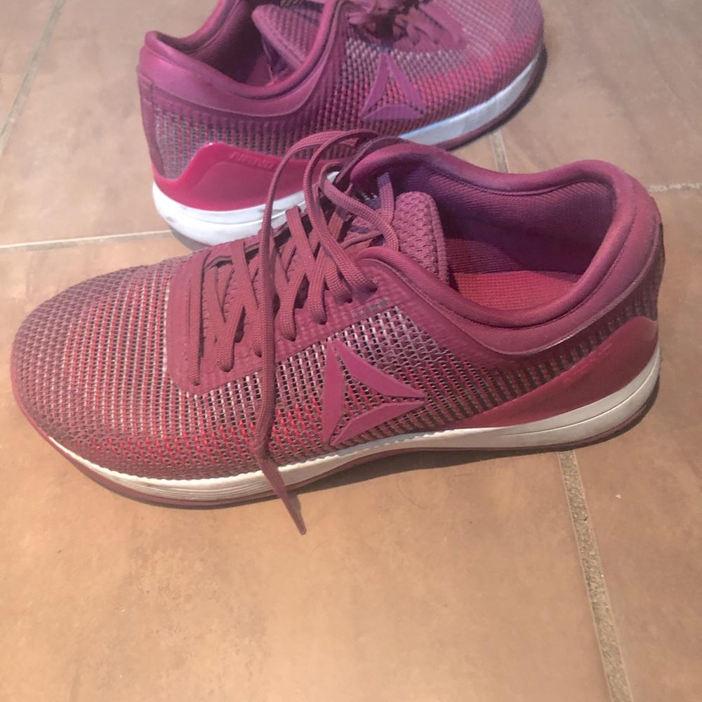 Adidas women size 9 flat sole shoes
